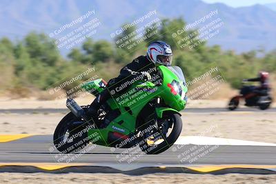 media/Nov-06-2022-SoCal Trackdays (Sun) [[208d2ccc26]]/Turn 7 Set 2 (1050am)/